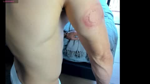 Snapshot of francescaandromeo chatting on 10.04.25 karla and Romeo online show from 10.04.25