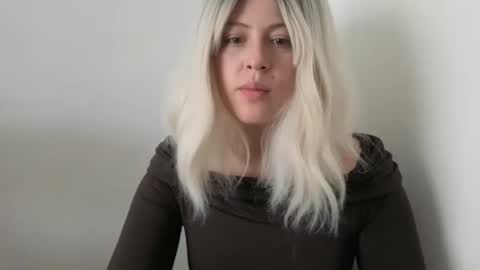 Francesca online show from 09.29.25