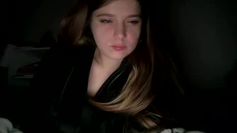 francescafey online show from 12.17.25