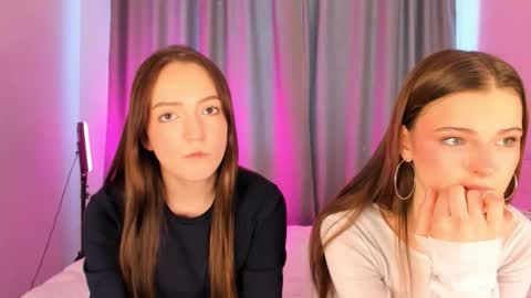 Snapshot of francessmason chatting on 02.06.26 Marybrown eye Katy gray eye online show from 02.06.26