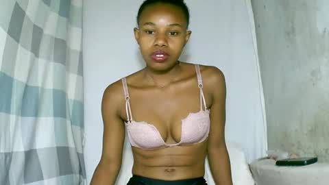 francilla online show from 10.08.25