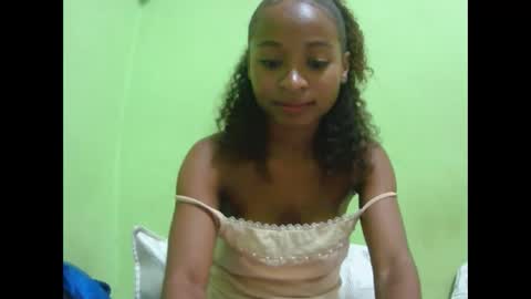 Snapshot of francine925426 chatting on 04.30.26 francine925426 online show from 04.30.26