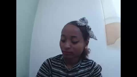 Snapshot of francine925426 chatting on 05.22.26 francine925426 online show from 05.22.26