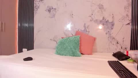 Laura online show from 01.17.26