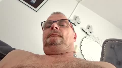 Snapshot of franciscomalin chatting on 06.16.26 franciscomalin online show from 06.16.26