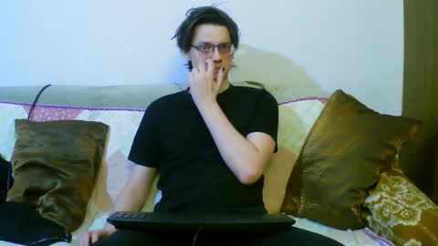 Snapshot of francisgray chatting on 02.08.26 Frank online show from 02.08.26