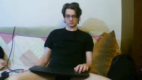 Snapshot of francisgray chatting on 02.10.26 Frank online show from 02.10.26