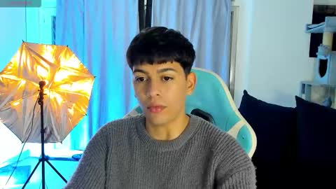 Snapshot of franco_rizzo01 chatting on 11.11.25 frank online show from 11.11.25