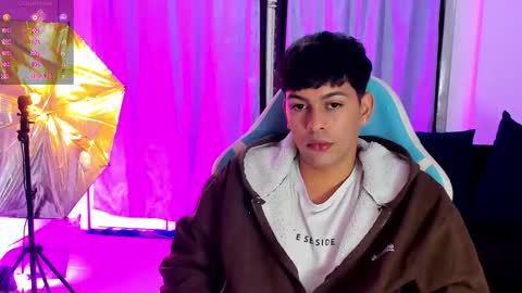 Snapshot of franco_rizzo01 chatting on 11.12.25 frank online show from 11.12.25