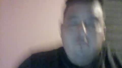 Snapshot of francoisroy chatting on 12.01.25 Juan online show from 12.01.25