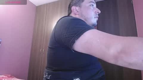 Snapshot of francoisroy chatting on 03.02.26 Juan online show from 03.02.26