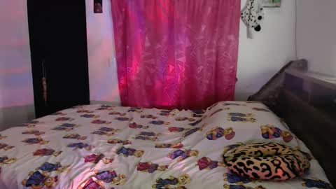 Snapshot of franfinee chatting on 11.05.25 franfinee online show from 11.05.25