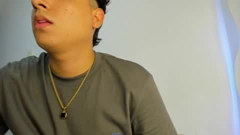 Snapshot of frank_castiglioni chatting on 03.01.25 Castiglioni online show from 03.01.25