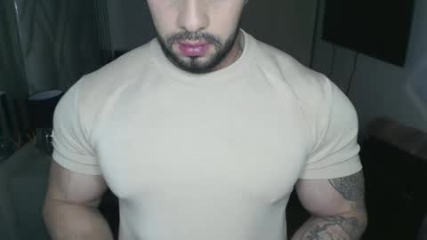 Snapshot of frank_foxx1 chatting on 10.31.25 frank_foxx1 online show from 10.31.25