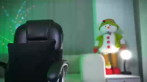 Frank Farrell. Hey remember to give me a thumbs up Ty online show from 11.14.25