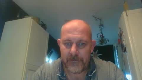 Snapshot of frankh12345 chatting on 12.17.24 frankh12345 online show from 12.17.24