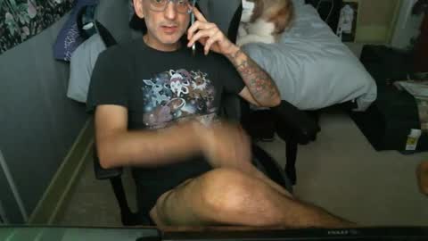 Snapshot of franklindatanklin chatting on 09.25.25 franklindatanklin online show from 09.25.25