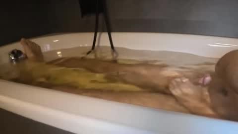 Snapshot of franky84 chatting on 02.18.26 franky84 online show from 02.18.26