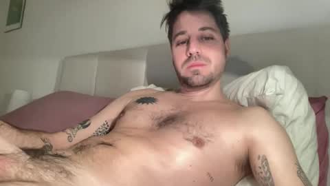 Snapshot of frankybiiig chatting on 01.14.26 thegoodandbiiig online show from 01.14.26