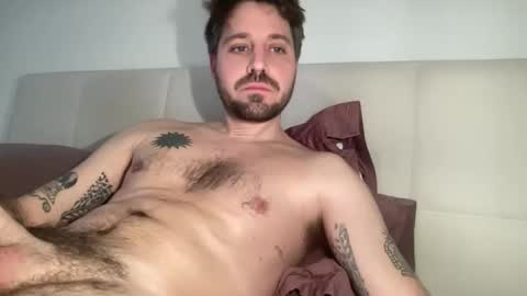 Snapshot of frankybiiig chatting on 02.05.26 thegoodandbiiig online show from 02.05.26