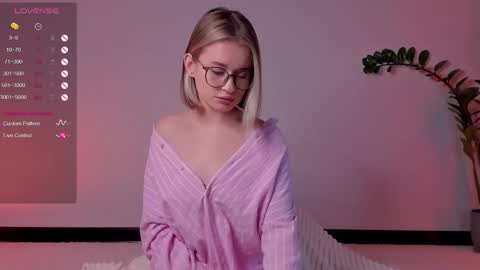 Frann online show from 12.22.25