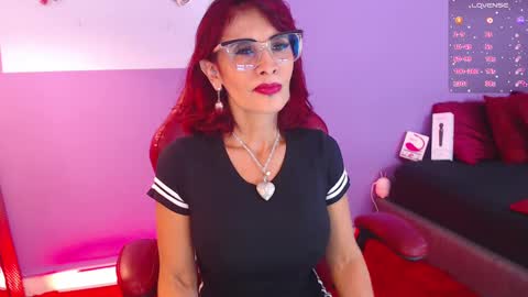 Fransheska online show from 02.11.25