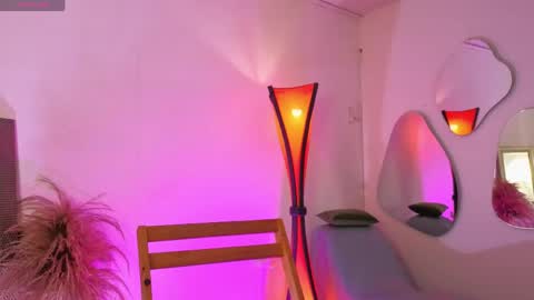 Fransheska online show from 04.21.26