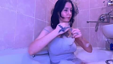 mistress Bastet and  mintcola online show from 12.18.24