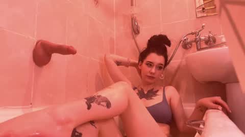 mistress Bastet and  mintcola online show from 01.10.25