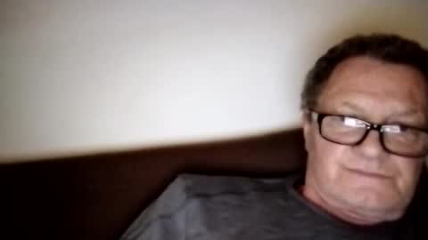 Wolfi online show from 12.21.25