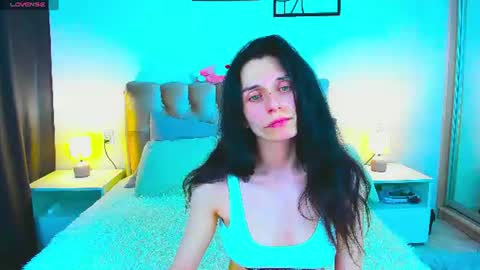 Snapshot of fraulein_kate chatting on 06.27.26 Kate online show from 06.27.26