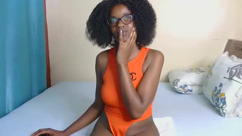 Nessa-Independent model online show from 01.09.25