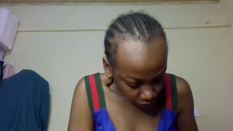 Snapshot of freaky_beauty chatting on 07.05.26 freaky_beauty online show from 07.05.26
