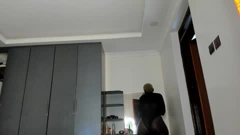 Kandy online show from 04.04.26