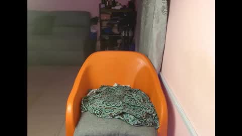 Snapshot of freaky_luna chatting on 11.17.25 luna online show from 11.17.25