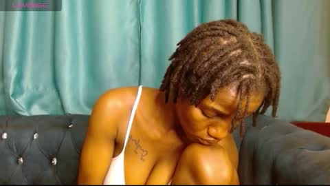 Snapshot of freaky_shamzzy chatting on 11.01.25 shamika online show from 11.01.25