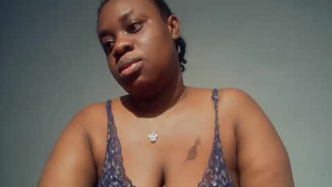 freaky slut5 online show from 12.21.25