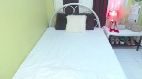 Freakyzae online show from 11.28.25