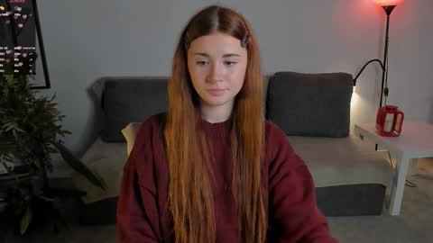 Snapshot of freckle_diyana chatting on 11.09.25 Diyana online show from 11.09.25