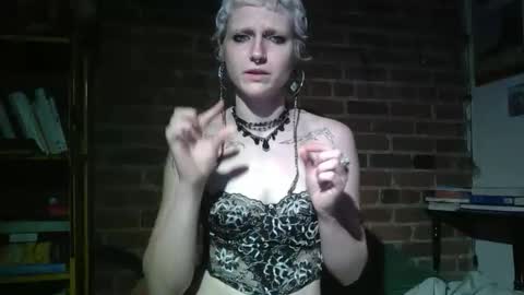 Snapshot of fred_reid chatting on 05.14.26 Lily Red online show from 05.14.26
