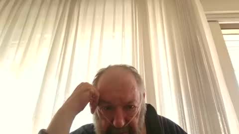 Snapshot of fredaldavid chatting on 04.18.26 David Fredal online show from 04.18.26