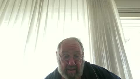 Snapshot of fredaldavid chatting on 04.19.26 David Fredal online show from 04.19.26