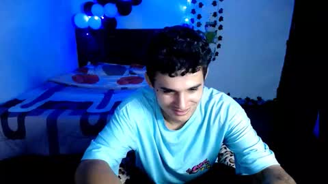 Snapshot of freddy_romans2 chatting on 10.20.25 freddy romans online show from 10.20.25