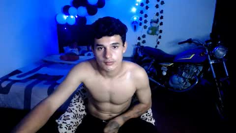 Snapshot of freddy_romans2 chatting on 10.21.25 freddy romans online show from 10.21.25