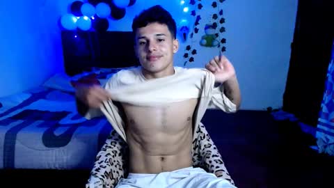 Snapshot of freddy_romans2 chatting on 10.24.25 freddy romans online show from 10.24.25