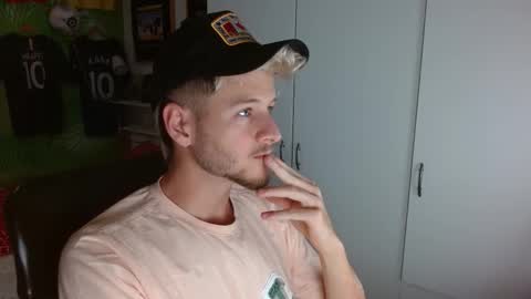 Snapshot of freddy_star chatting on 10.03.25 Frederick Perin online show from 10.03.25