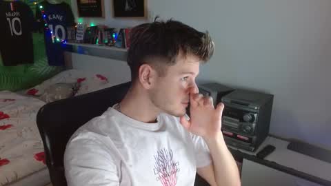 Snapshot of freddy_star chatting on 02.24.26 Frederick Perin online show from 02.24.26