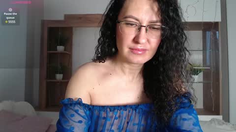 frederica_ online show from 01.30.25