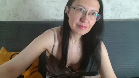 Snapshot of frederica_ chatting on 06.10.26 frederica_ online show from 06.10.26