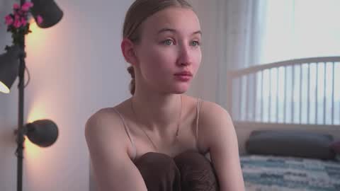 Snapshot of fredericabledsoe chatting on 10.12.25 Amy online show from 10.12.25